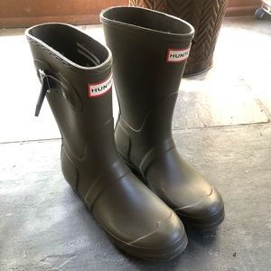 Hunter’s Original Short Rainboots. Like new! 7